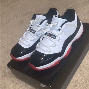 Jordan 11 low concord breds